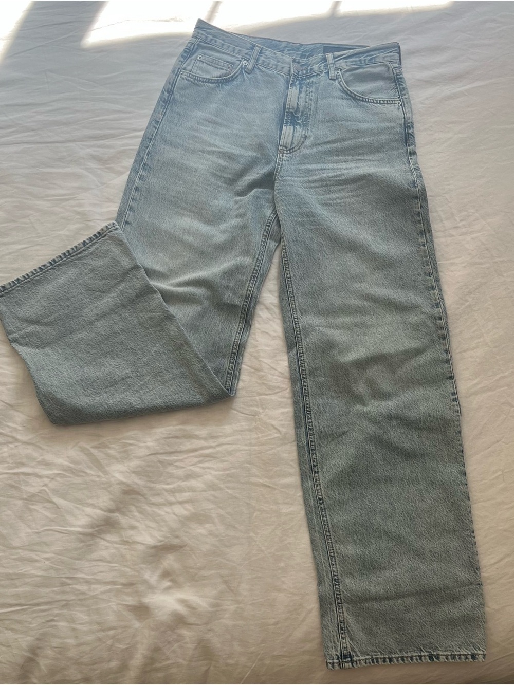 Zara Women’s Light Blue Straight Jeans